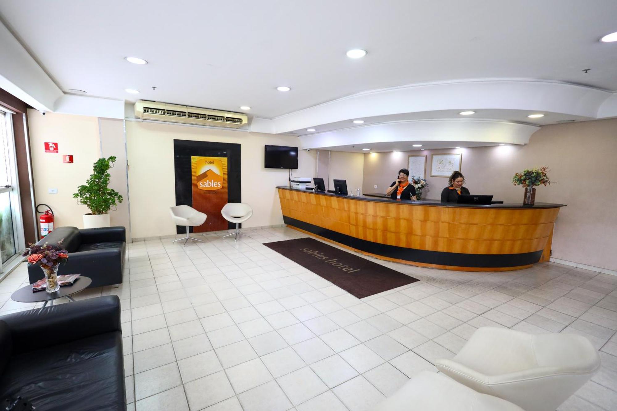 Sables Hotel Гуарульос Екстериор снимка