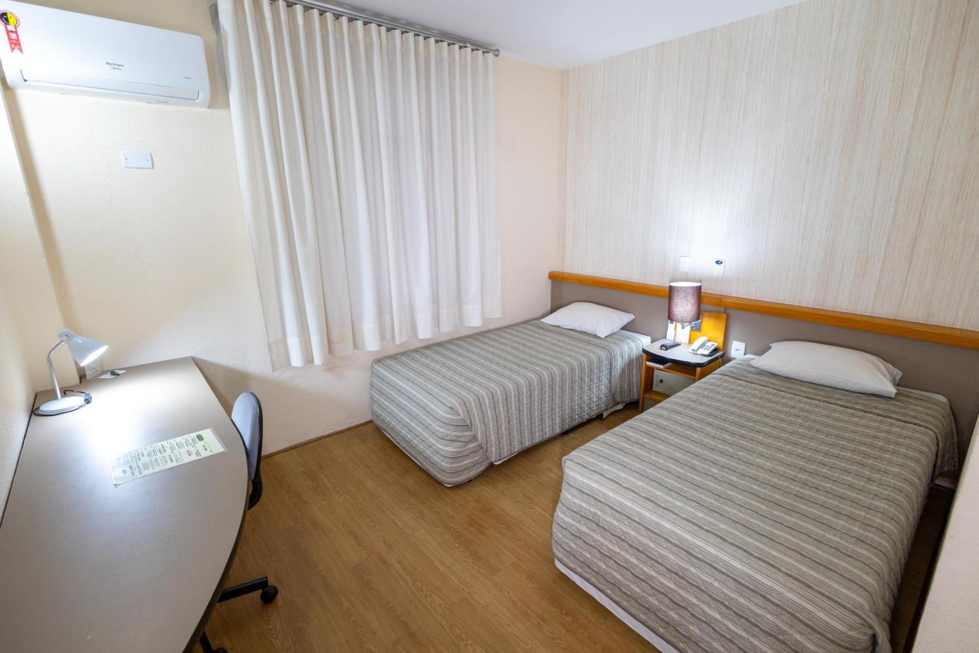Sables Hotel Гуарульос Екстериор снимка