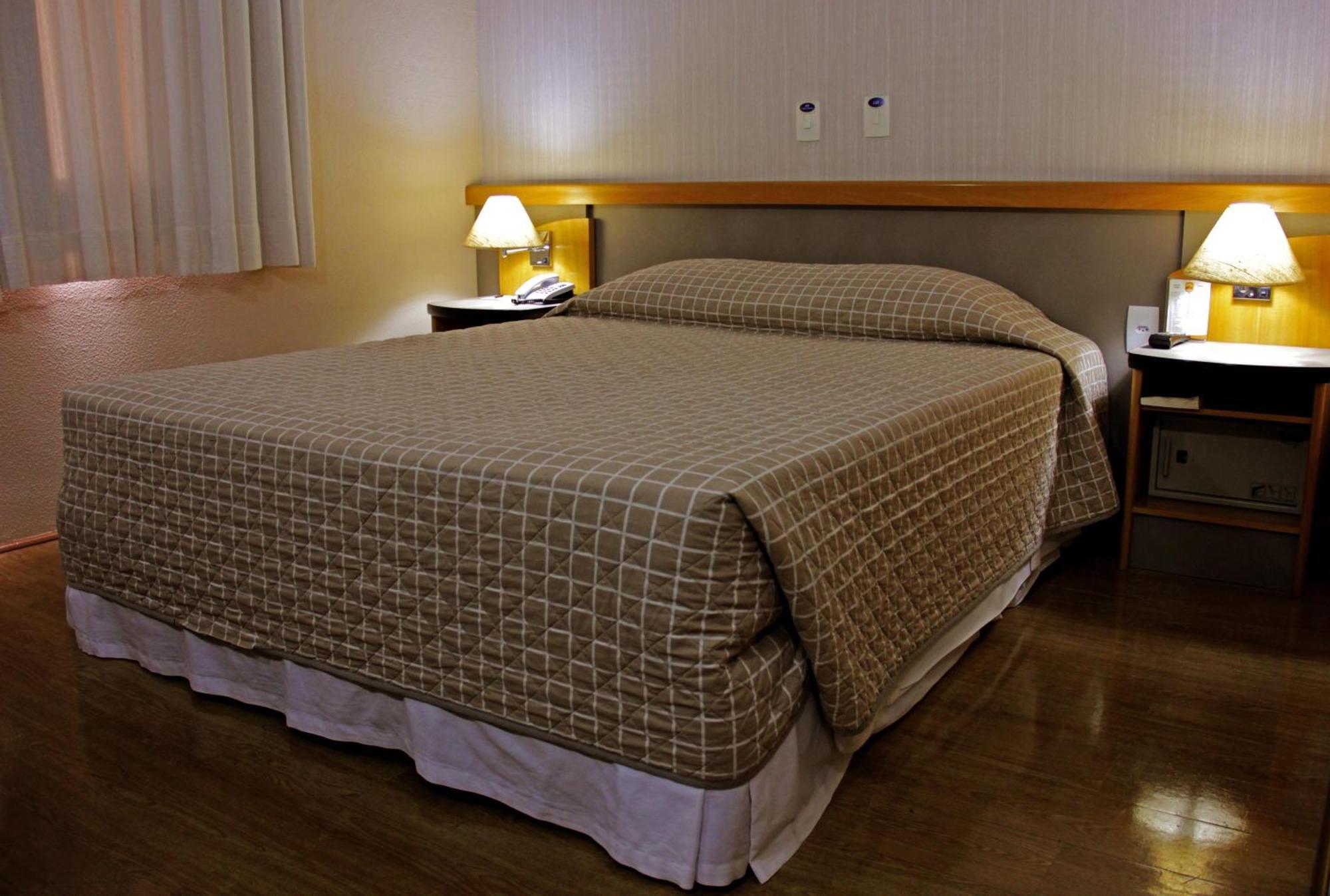 Sables Hotel Гуарульос Екстериор снимка