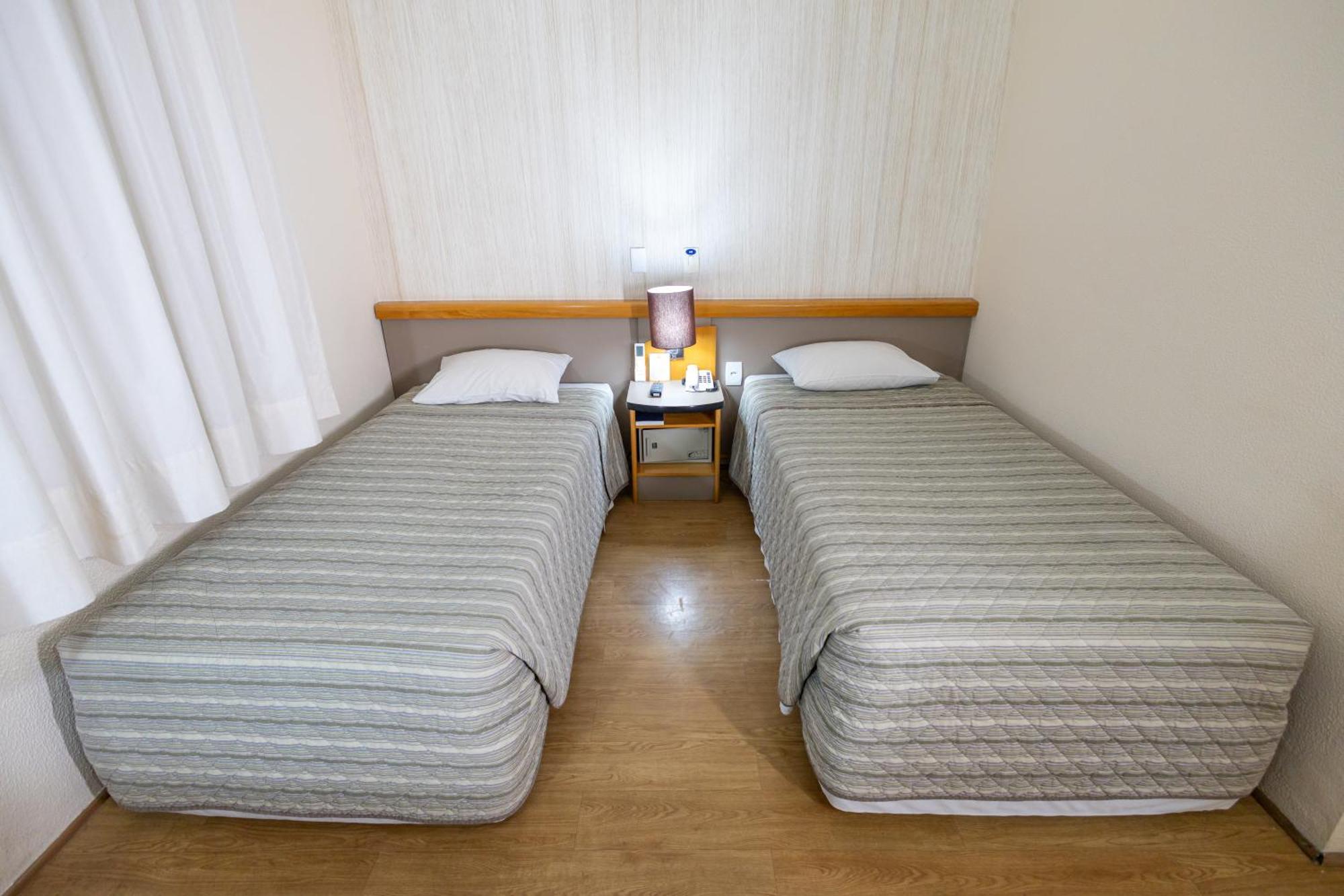 Sables Hotel Гуарульос Екстериор снимка