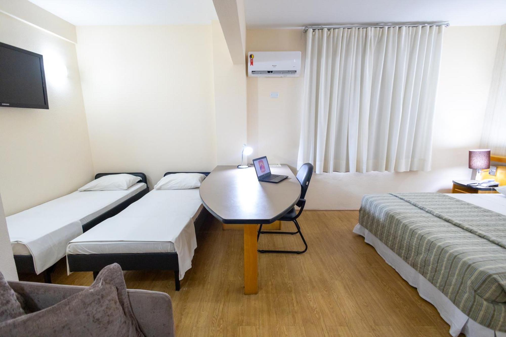 Sables Hotel Гуарульос Екстериор снимка