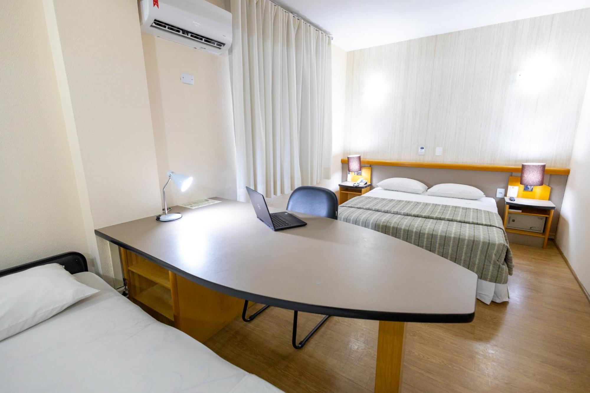 Sables Hotel Гуарульос Екстериор снимка